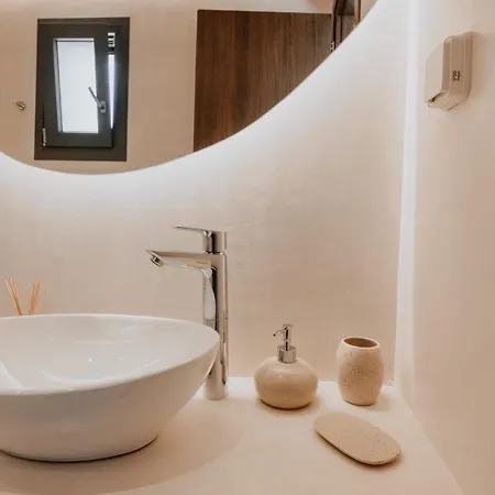 Charming Naxos And | 4 Bedrooms | Drake | Spectacular Sea Views | Private Pool And Hot Tub | Naxos 别墅 *