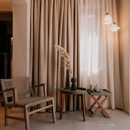 别墅 Charming Naxos And | 4 Bedrooms | Drake | Spectacular Sea Views | Private Pool And Hot Tub | Naxos