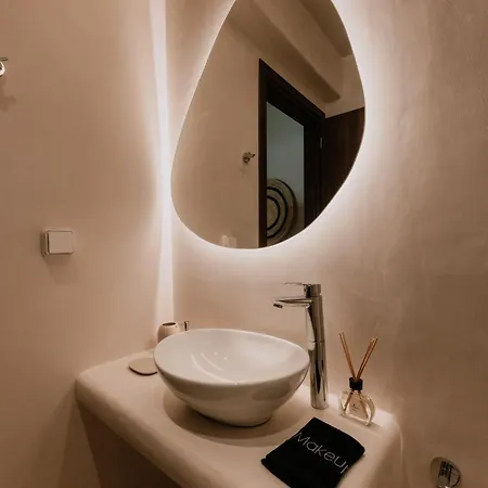 别墅 Charming Naxos And | 4 Bedrooms | Drake | Spectacular Sea Views | Private Pool And Hot Tub | Naxos *