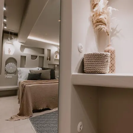 别墅 Charming Naxos And | 4 Bedrooms | Drake | Spectacular Sea Views | Private Pool And Hot Tub | Naxos *