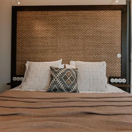 Charming Naxos And | 4 Bedrooms | Drake | Spectacular Sea Views | Private Pool And Hot Tub | Naxos 别墅 *