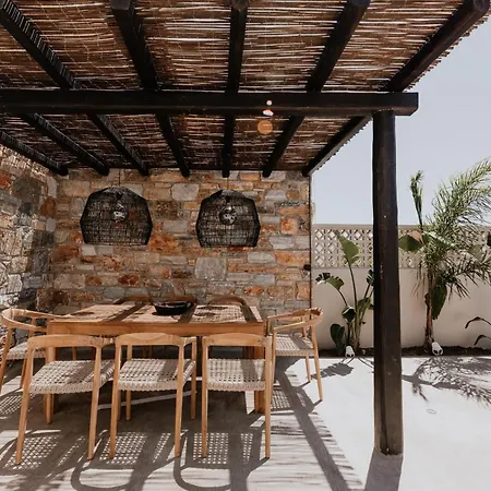别墅 Charming Naxos And | 4 Bedrooms | Drake | Spectacular Sea Views | Private Pool And Hot Tub | Naxos Pláka