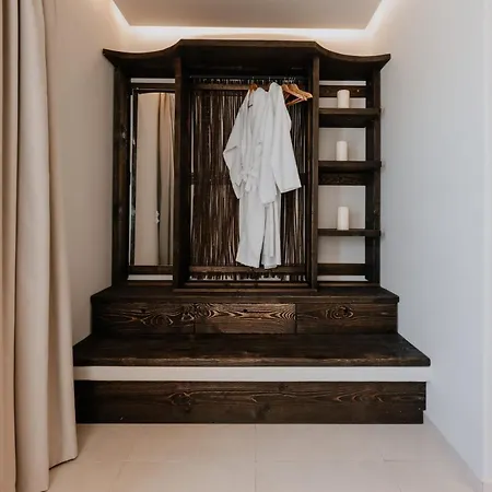 别墅 Charming Naxos And | 4 Bedrooms | Drake | Spectacular Sea Views | Private Pool And Hot Tub | Naxos Pláka